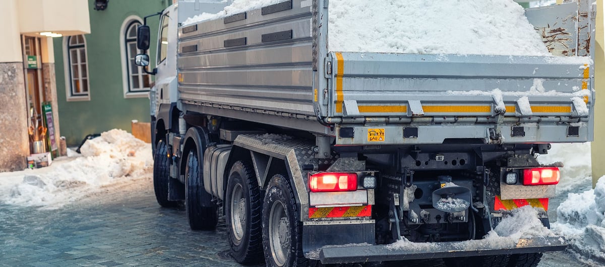What is the total cost of ownership of a trailer coupling?